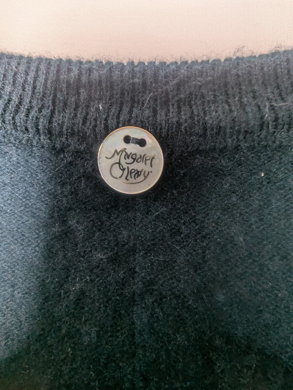 Margaret O'Leary 100% Cashmere Scoop Neck High-Low Knit Sweater Navy Blue L